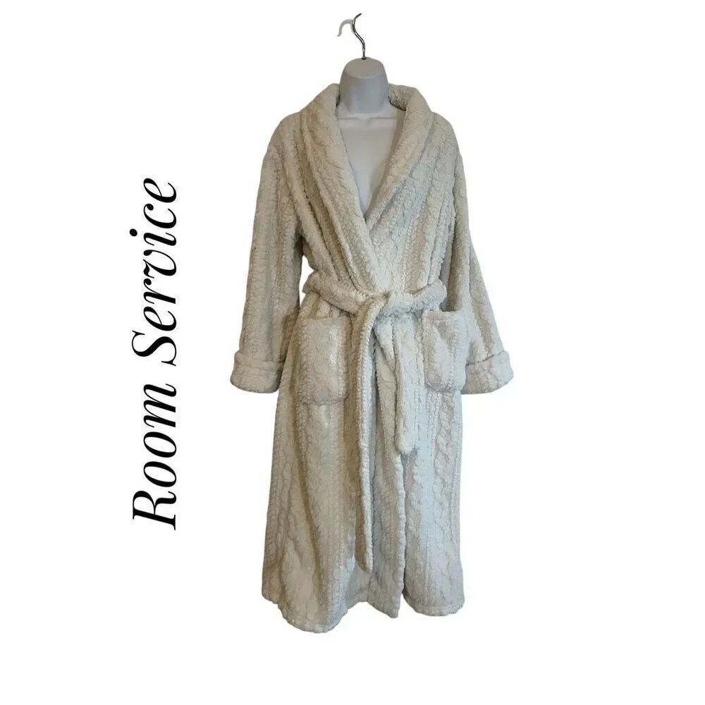 Room Service Small Plush Luxury Ivory Bathrobe Lounge Wear